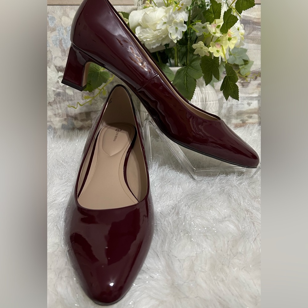 NEW Giani Bernini Burgundy Size 11 Women's Shoes